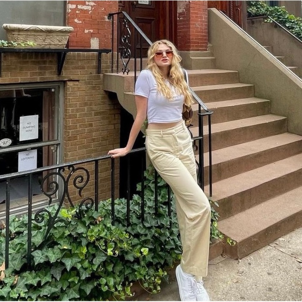 Aritzia Wilfred free cream pant